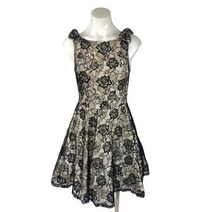 Way In Black Floral Lace Fit & Flare Sleeveless Cocktail Party Mini Dress Sz 3